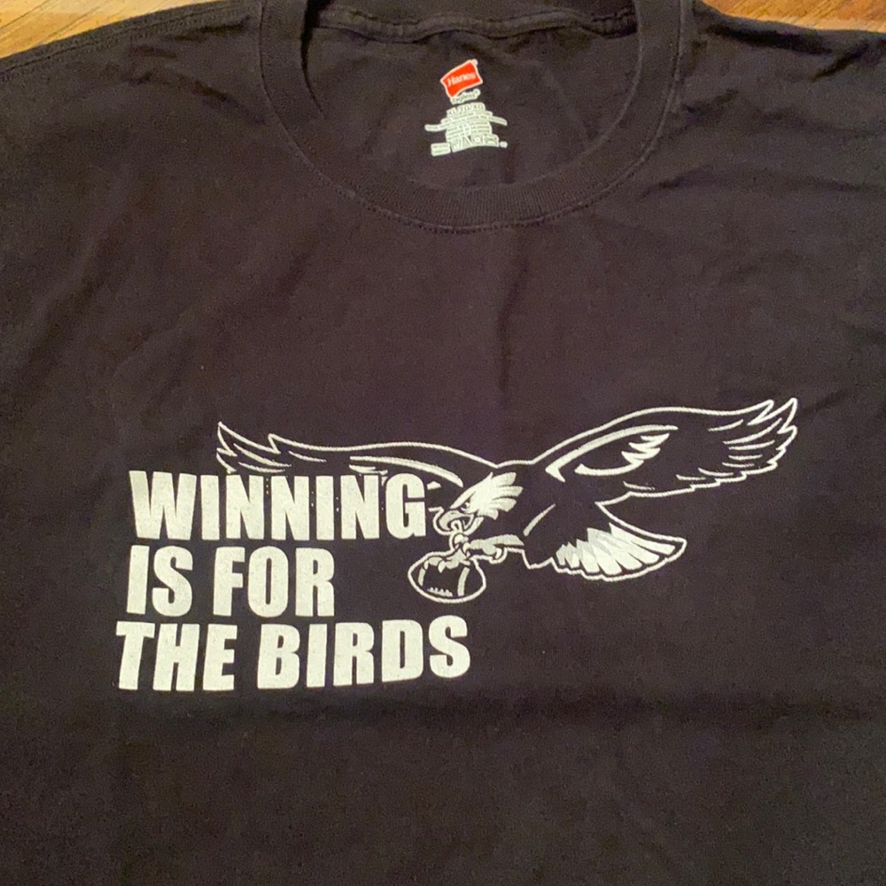 Black t-shirt, eagles